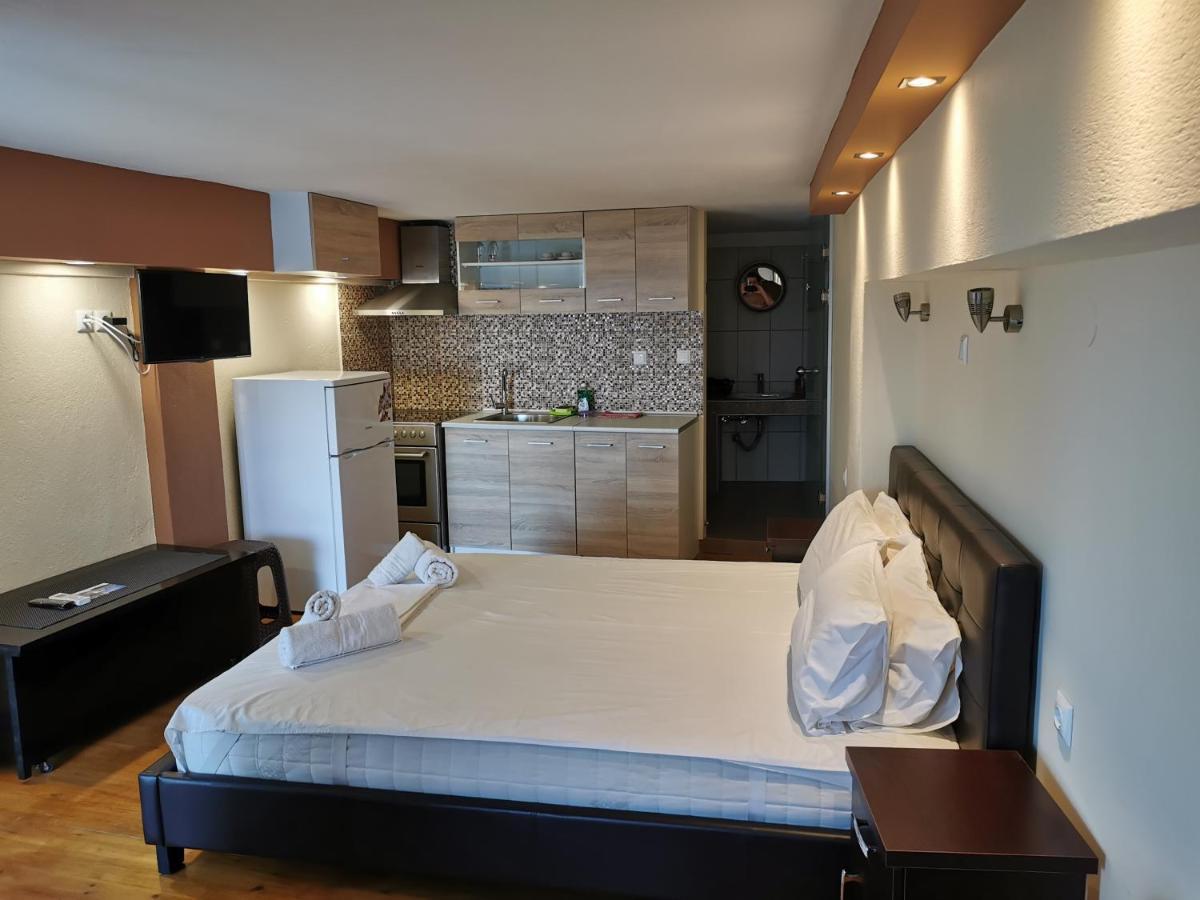 Villa Tasos Néa Péramos Extérieur photo