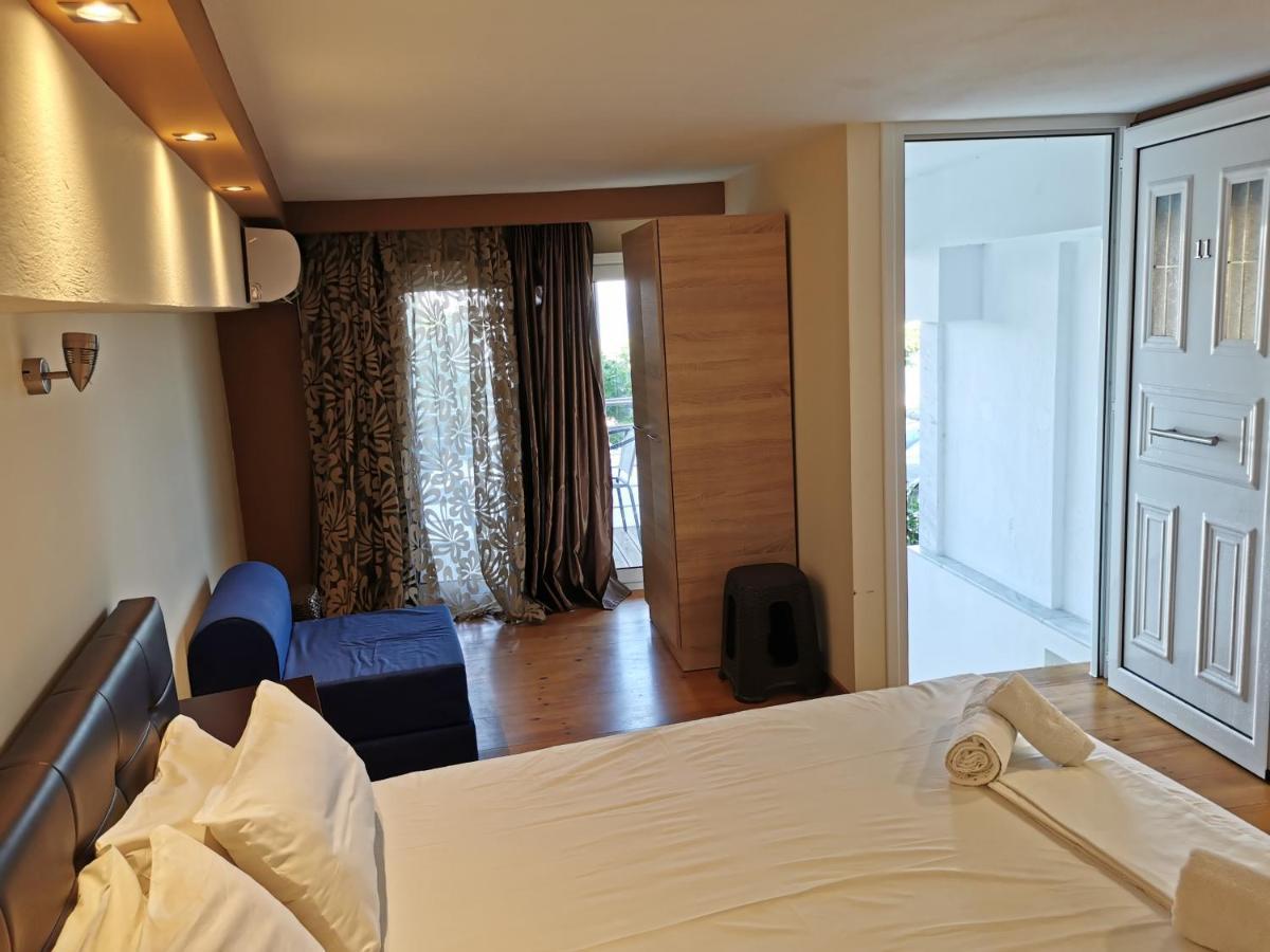 Villa Tasos Néa Péramos Extérieur photo